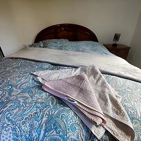 Tirana City Rooms 2*